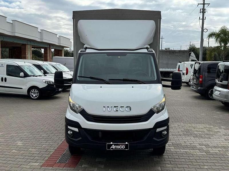 Usata Iveco Daily 160 CV (117 kW) 2018 Bianco Furgone