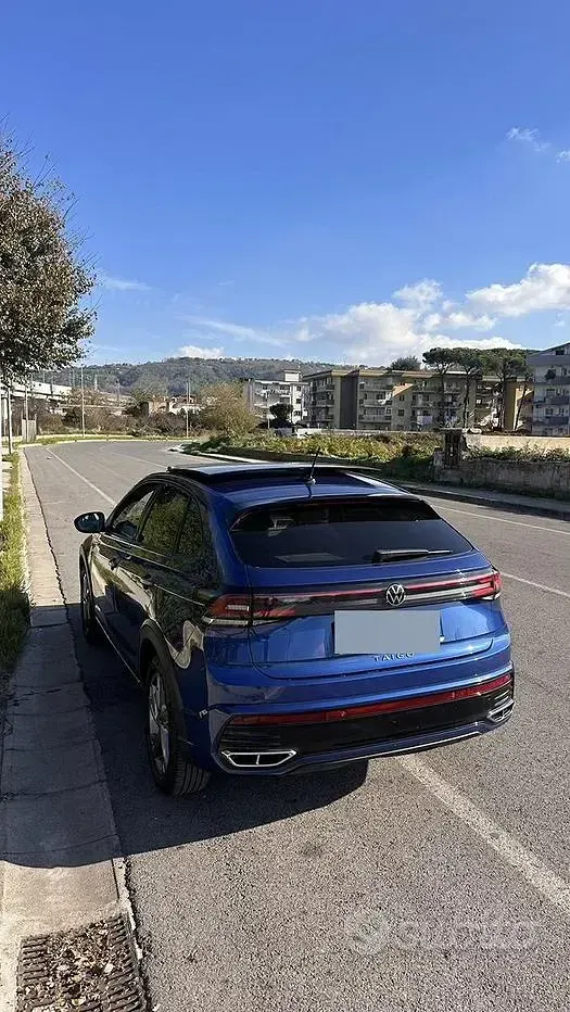 Usata VW Taigo R-line 110 CV (80 kW) 2024 Blu SUV
