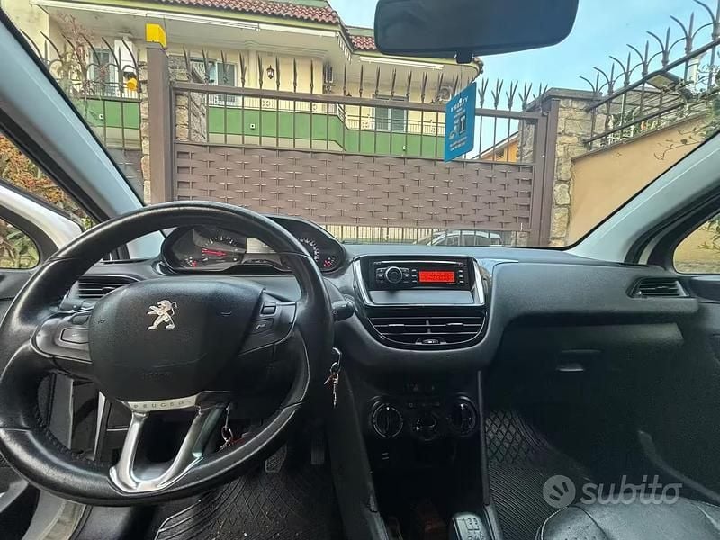 Usata Peugeot 208 2016 Bianco Utilitaria