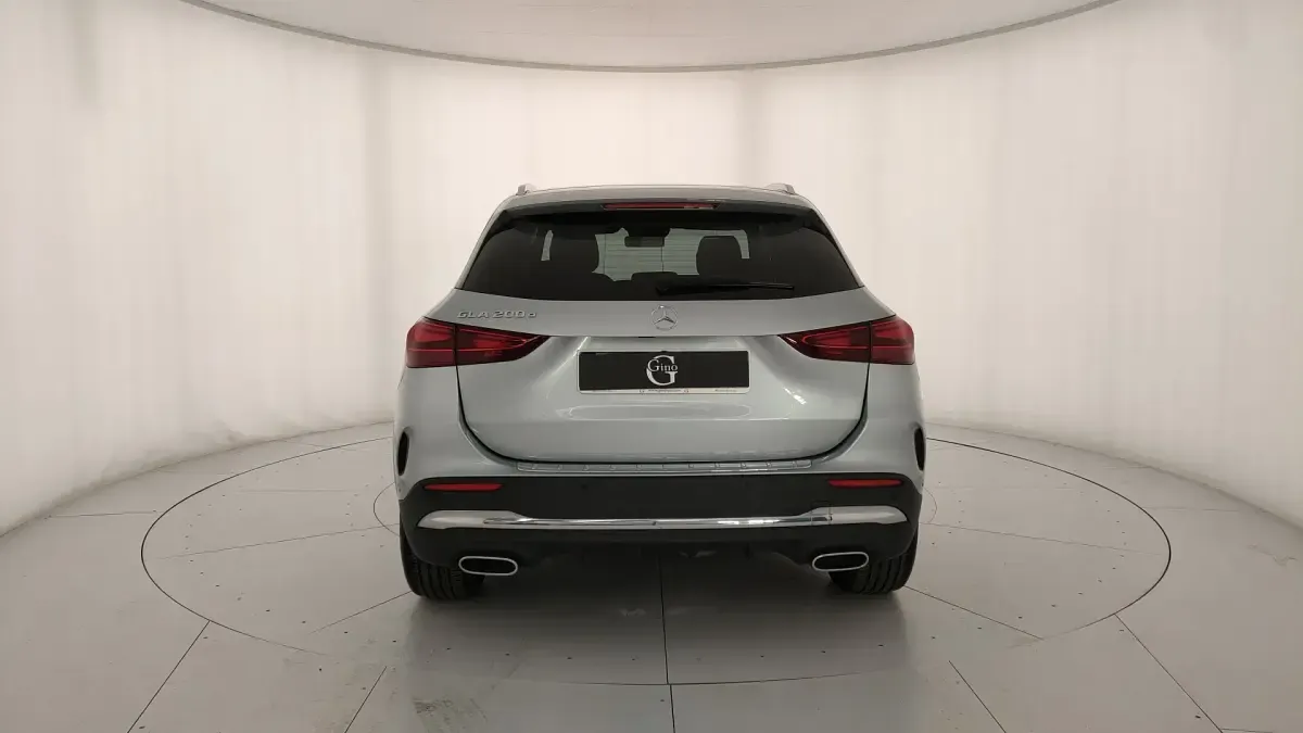 Usata Mercedes GLA200 Advanced Plus 150 CV (110 kW) 2024 Grigio SUV