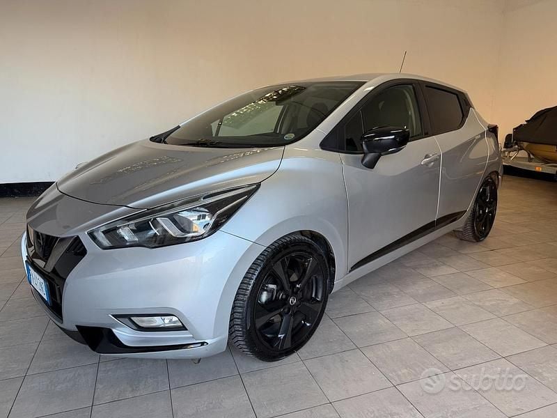 Usata Nissan Micra Tekna 90 CV (66 kW) 2018 Grigio Utilitaria