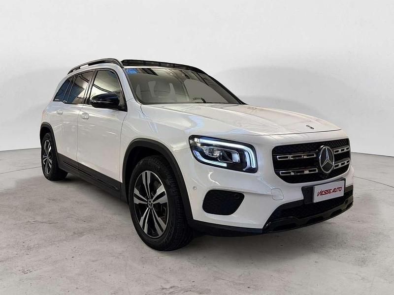 Usata Mercedes GLB250 Night 224 CV (164 kW) 2021 Bianco SUV