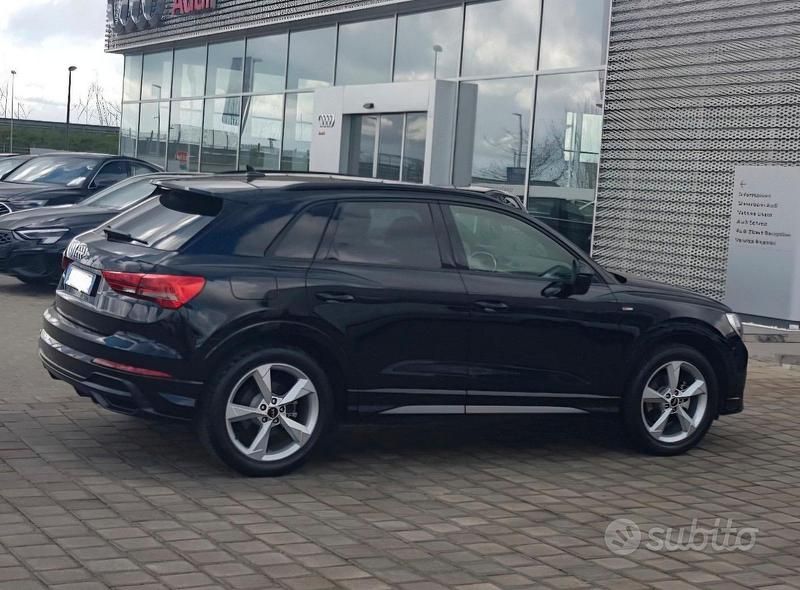 Usata Audi Q3 150 CV (110 kW) 2022 Nero SUV