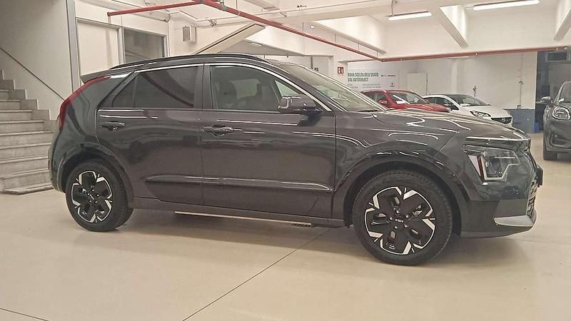 Usata Kia e-Niro Premium 150 kW (204 CV) 2023 (agt) interstellar grey m SUV