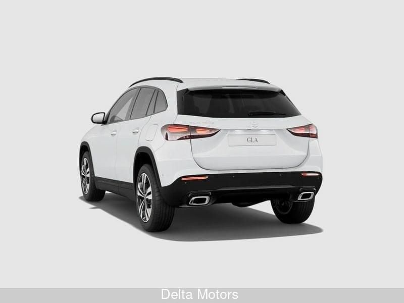 Nuova Mercedes GLA180 Advanced Plus 116 CV (85 kW) 2025 Bianco SUV