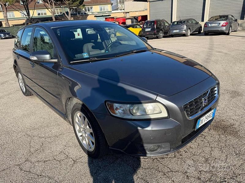 Usata Volvo V50 Summum 108 CV (79 kW) 2007 Grigio Station wagon