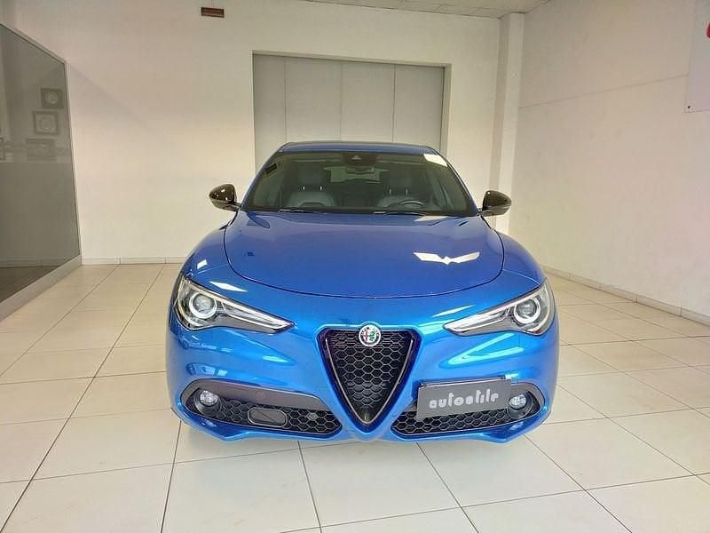 Usata Alfa Romeo Stelvio Veloce 210 CV (154 kW) 2022 Blu SUV