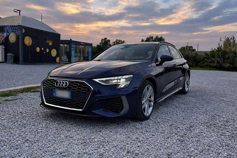 Usata Audi A3 S-Line 150 CV (110 kW) 2022 Berlina
