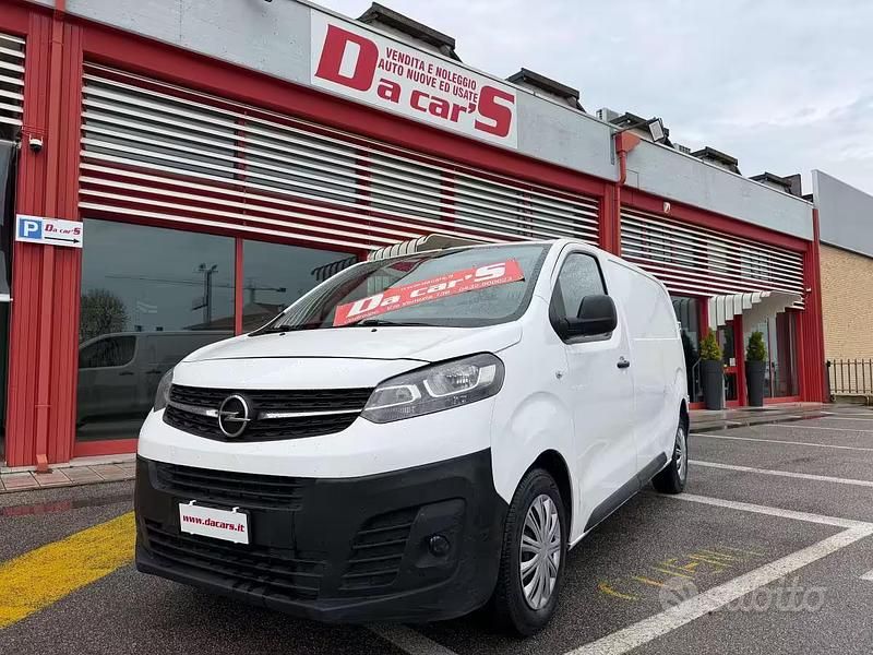 Usata Opel Vivaro 150 CV (110 kW) 2019 Bianco Monovolume