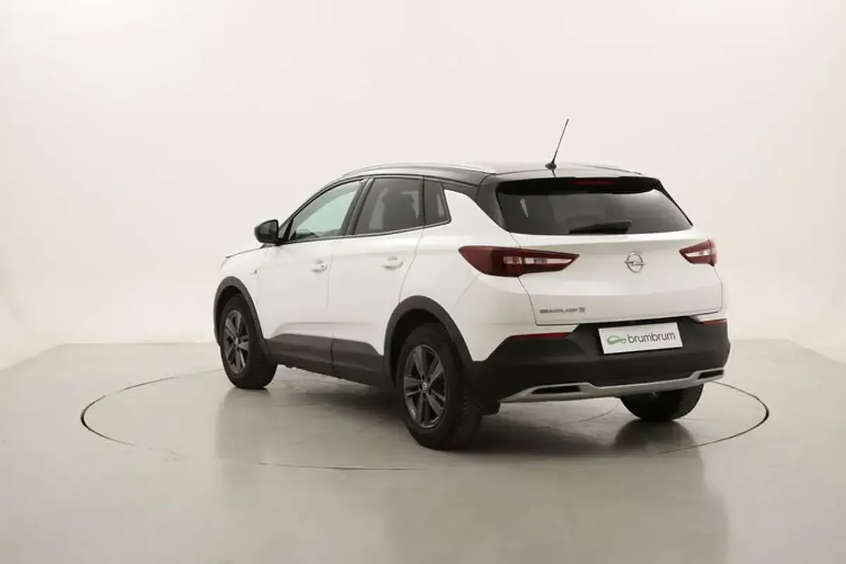 Usata Opel Grandland X Ultimate 131 CV (96 kW) 2021 Bianco SUV