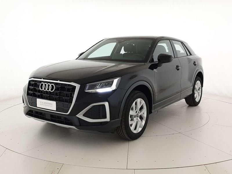 Nero brillante Nuova 2025 Audi Q2 Advanced SUV | 31.900 € - Immagine 1/4