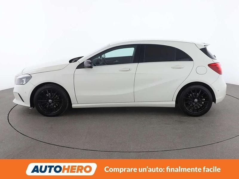 Usata Mercedes A180 Style 122 CV (89 kW) 2017 Bianco Berlina