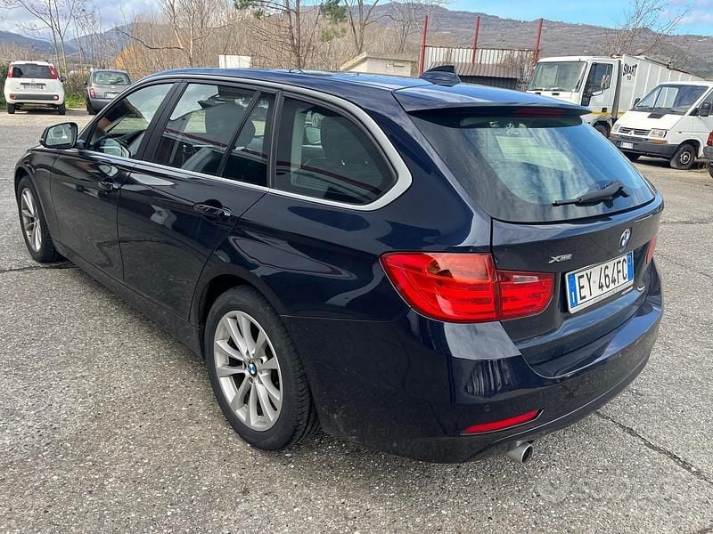 Usata BMW 320 Sport Line 183 CV (134 kW) 2015 Blu Station wagon