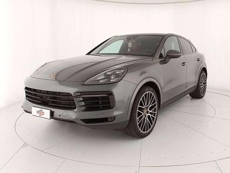 Usata Porsche Cayenne Coupe 340 CV (250 kW) 2021 Grigio quarzite metallizzato Coupé