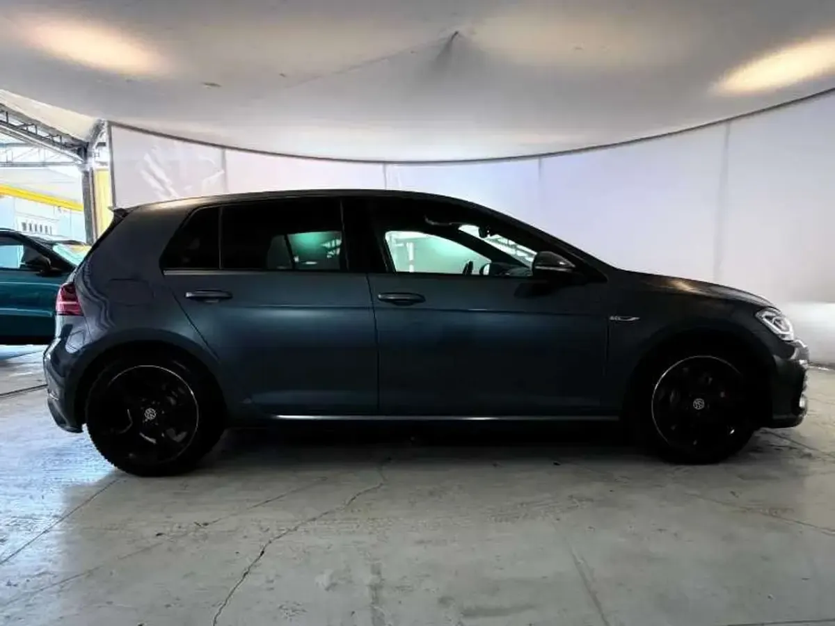 Usata VW Golf VII GTI 245 CV (180 kW) 2019 Grigio artense Berlina
