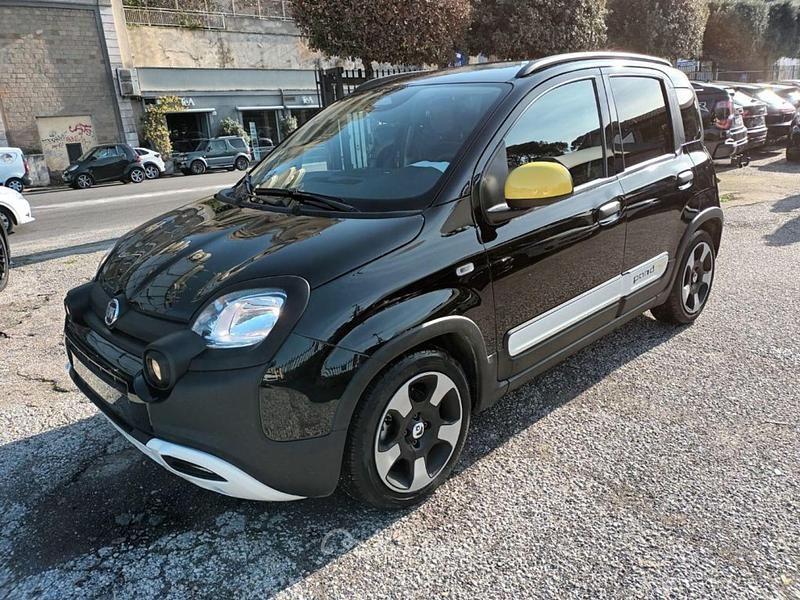 Usata Fiat Panda 70 CV (51 kW) 2025 Nero Utilitaria
