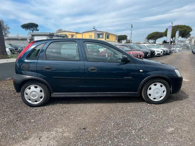 Usata Opel Corsa 65 CV (47 kW) 2001 Blu Berlina