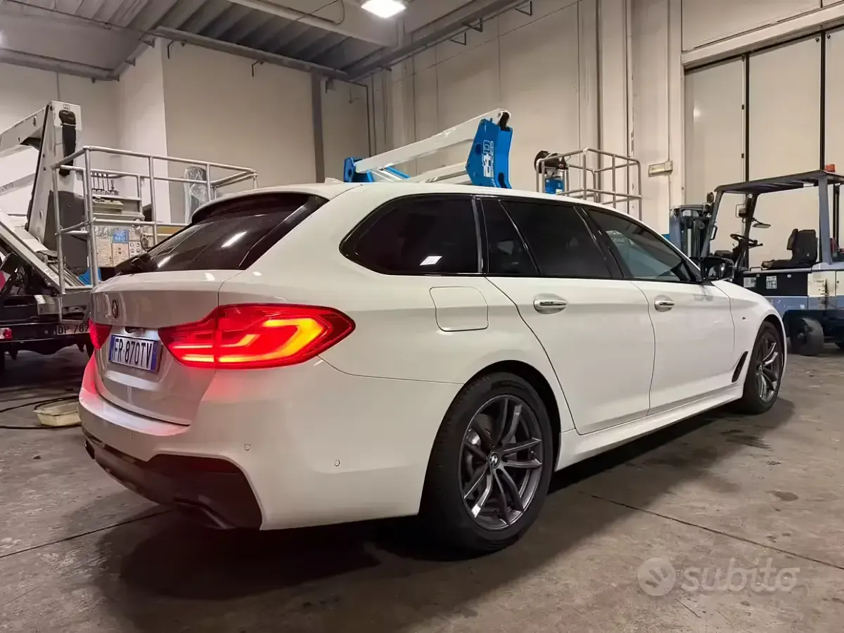 Usata BMW 520 190 CV (139 kW) 2018 Bianco Station wagon