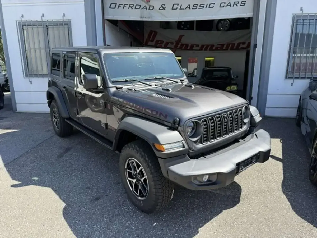 Nuova Jeep Wrangler Rubicon 272 CV (200 kW) 2026 Granite chrystal SUV