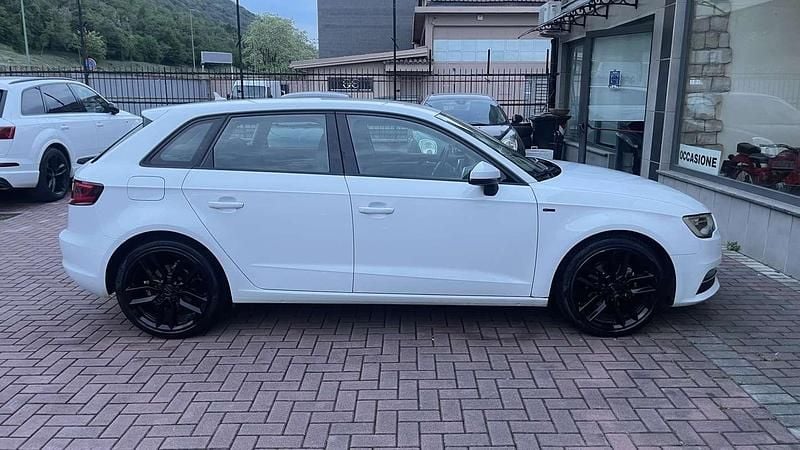 Usata Audi A3 Ambiente 110 CV (80 kW) 2014 Bianco Berlina