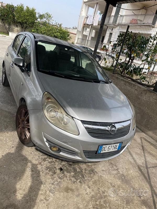 Usata Opel Corsa 2006 Grigio Utilitaria