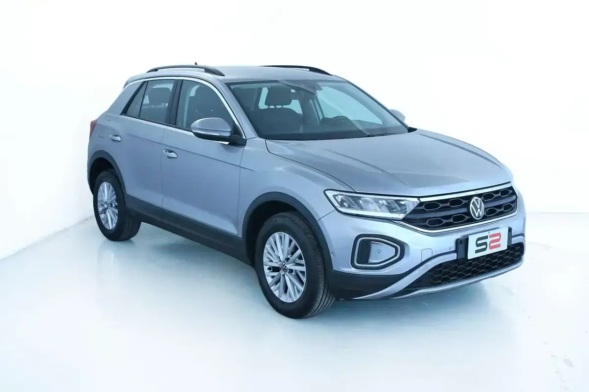 Usata VW T-Roc IQ Drive 110 CV (80 kW) 2022 Argento SUV