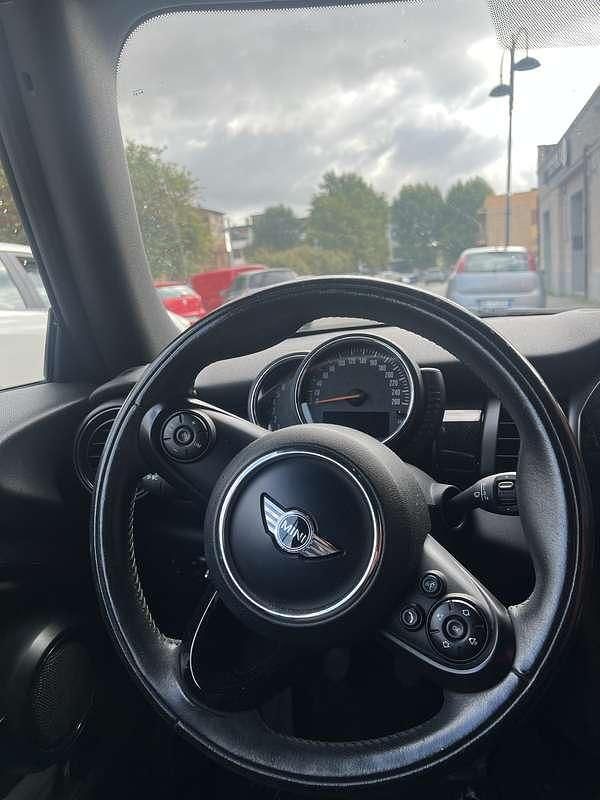 Usata Mini ONE Hype 102 CV (75 kW) 2017 Utilitaria