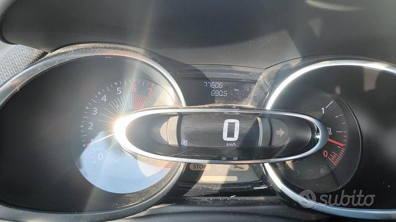 Usata Renault Clio IV 90 CV (66 kW) 2016 Marrone Berlina