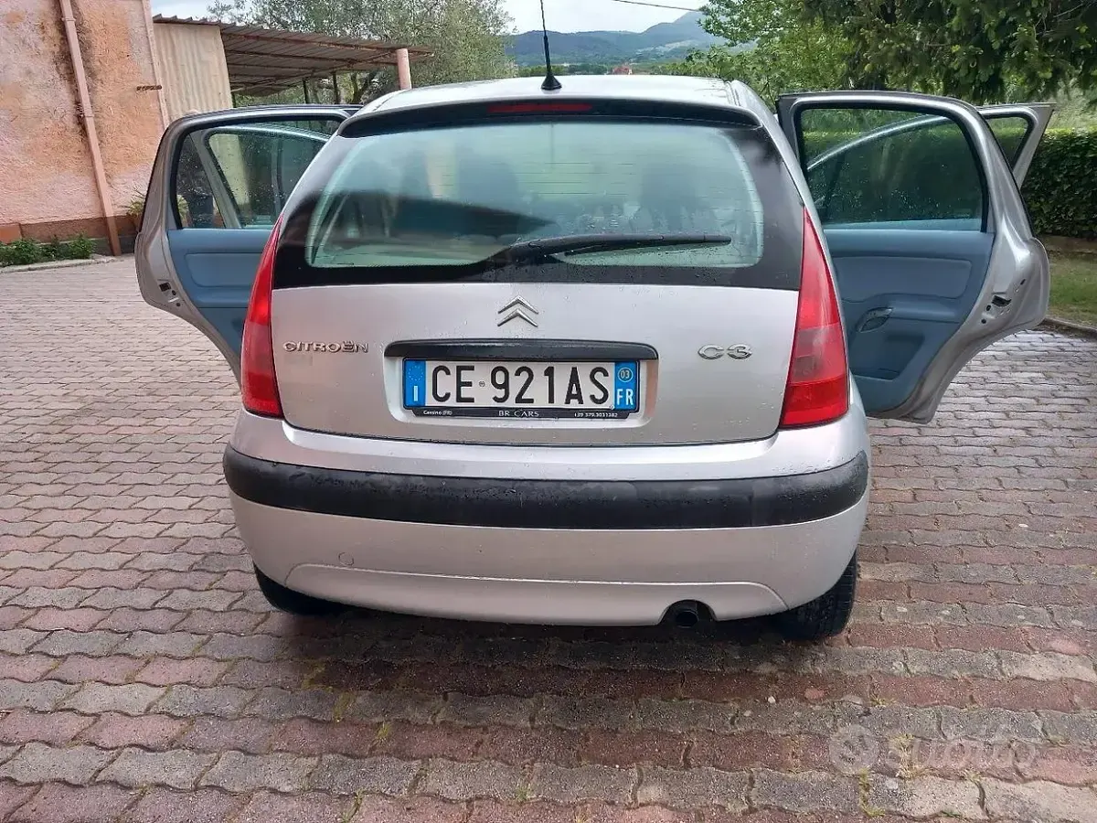 Usata Citroën C3 68 CV (50 kW) 2003 Grigio Berlina