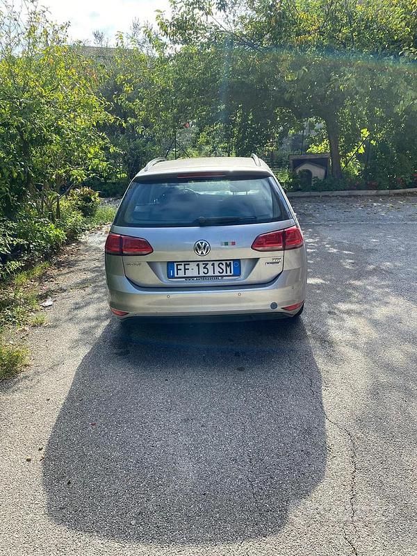 Usata VW Golf VII 105 CV (77 kW) 2016 Grigio Station wagon