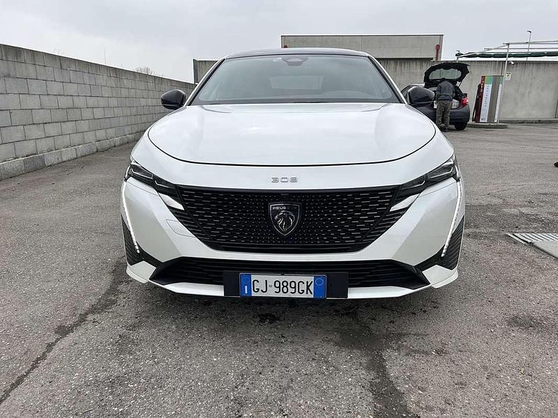 Usata Peugeot 308 GT-line 150 CV (110 kW) 2022 Berlina
