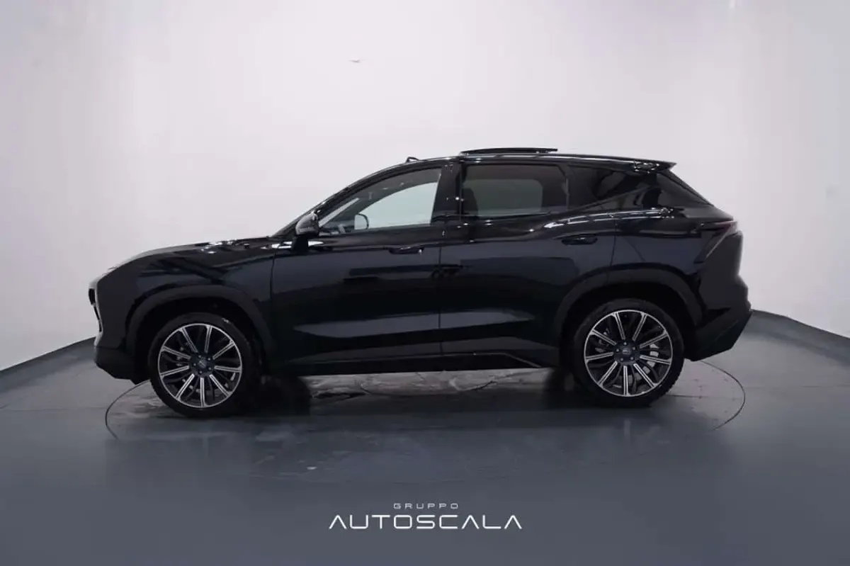 Nuova Sportequipe S6 GT 155 CV (114 kW) 2026 True black SUV