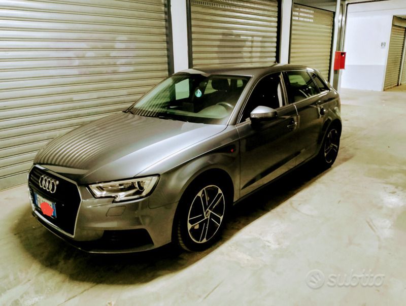 Usata Audi A3 116 CV (85 kW) 2017 Grigio Berlina