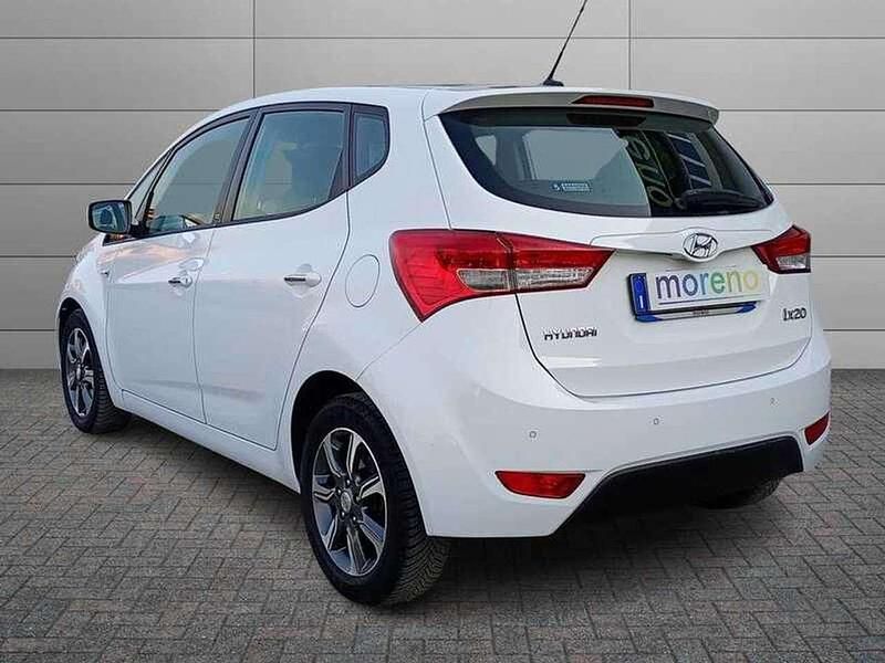 Usata Hyundai i20 90 CV (66 kW) 2018 Bianco Monovolume