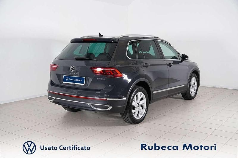 Usata VW Tiguan Elegance 245 CV (180 kW) 2022 Grigio SUV