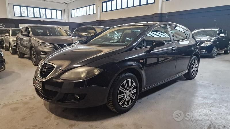 Occasion Seat Leon Reference 102 ch (75 kW) 2008 Noir Citadine
