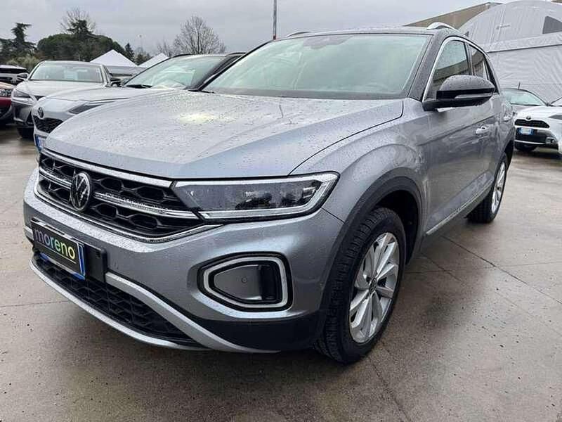 Usata VW T-Roc Style 110 CV (80 kW) 2023 Grigio SUV