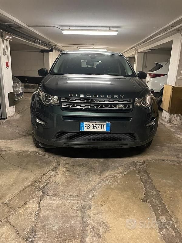 Verde Usata 2015 Land Rover Discovery Sport Pure SUV | 8000 € (Ottimo prezzo) - Immagine 1/4