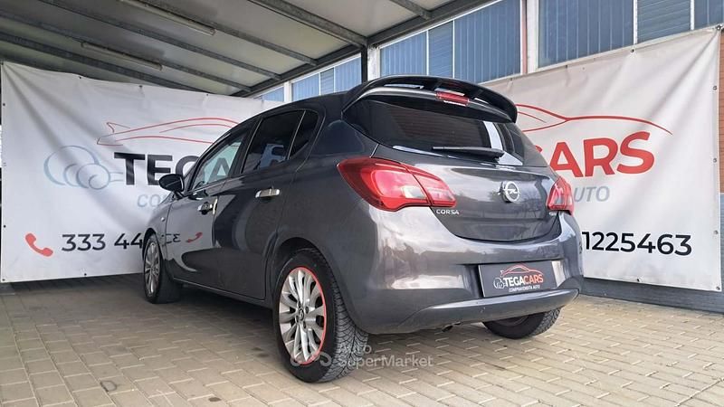 Usata Opel Corsa 75 CV (55 kW) 2015 Utilitaria
