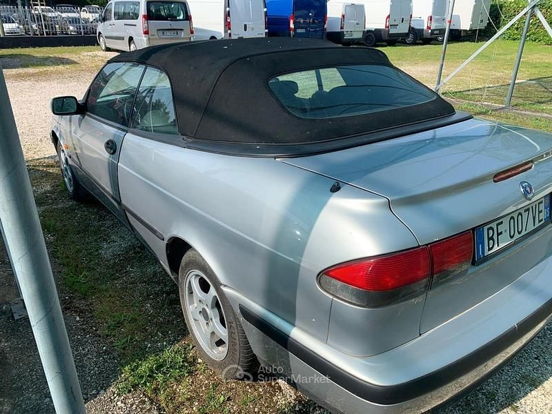 Ny Saab 900 2025 Silver Halvkombi