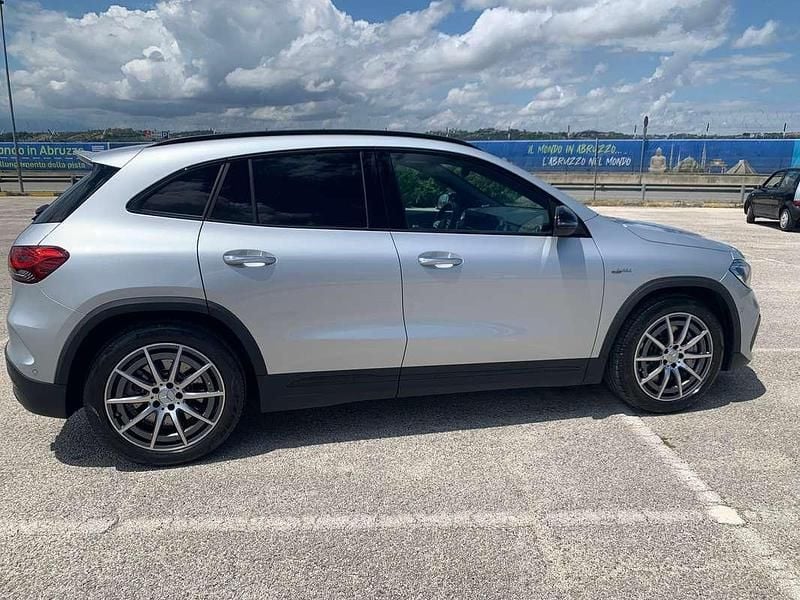 Usata Mercedes GLA35 AMG AMG 306 CV (225 kW) 2020 Argento SUV