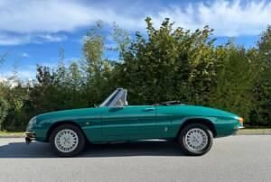 Usata Alfa Romeo Spider 109 CV (80 kW) 1968 Verde Cabrio