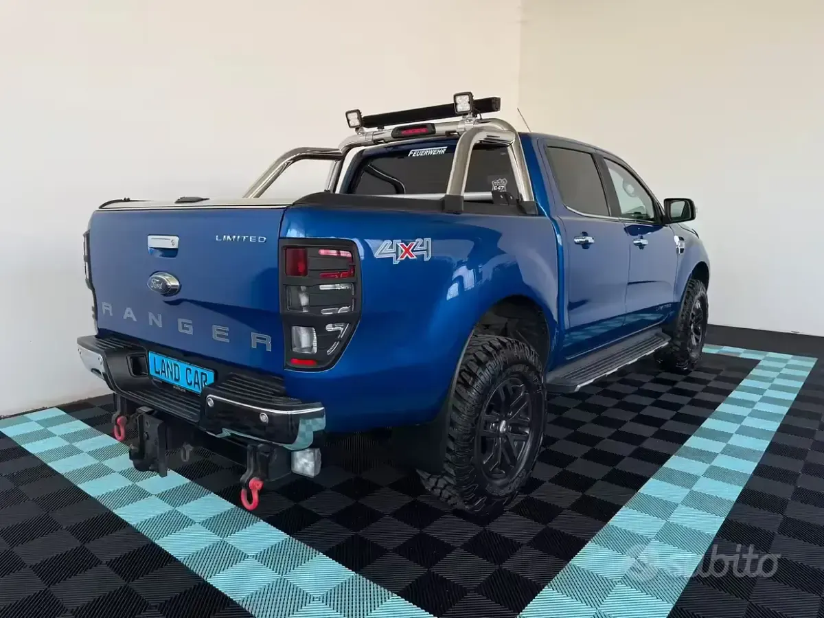 Usata Ford Ranger Limited 200 CV (147 kW) 2017 Blu Pick-up