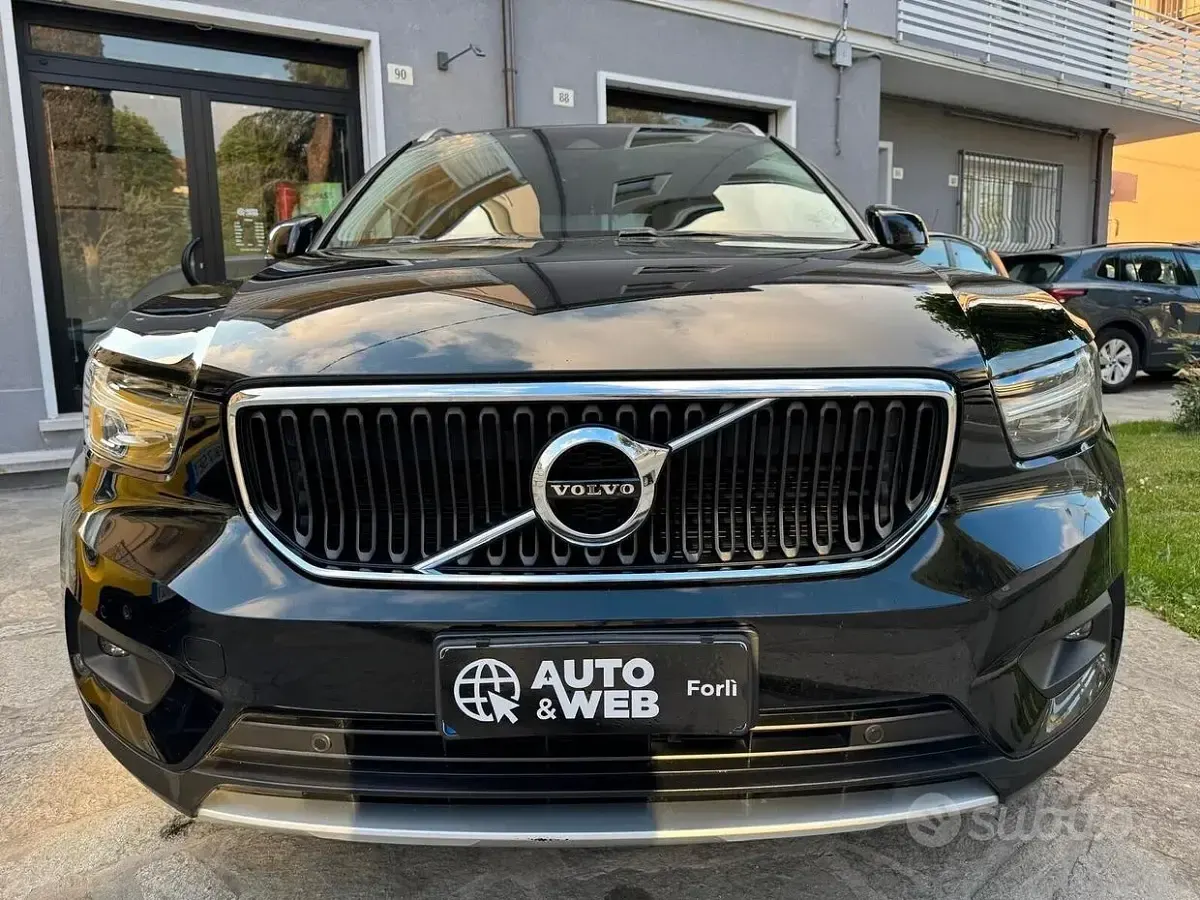 Usata Volvo XC40 150 CV (110 kW) 2018 Nero SUV