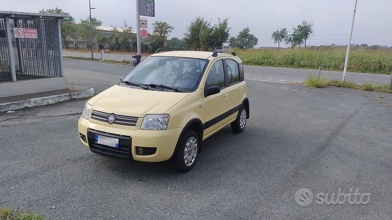 Usata Fiat Panda 4x4 Climbing 60 CV (44 kW) 2008 Giallo Utilitaria