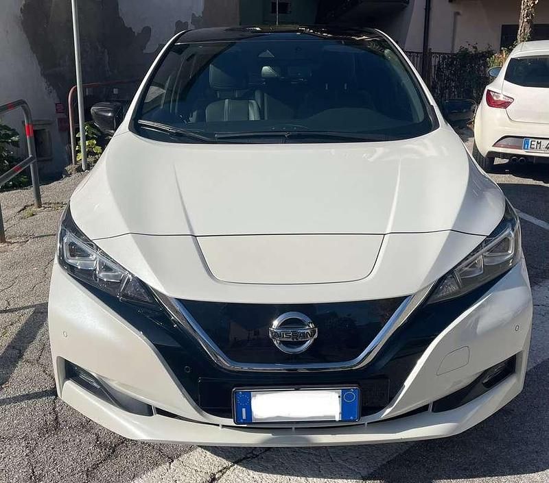 Usata Nissan Leaf Tekna 89 kW (122 CV) 2018 Utilitaria
