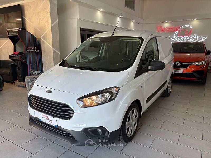 Usado Ford Transit Trend 101 CV (74 kW) 2022 Blanco Berlina