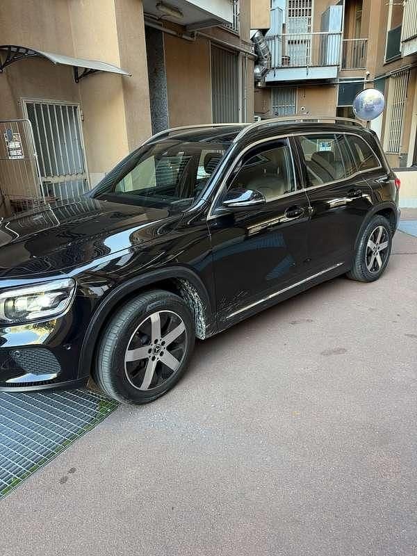Usata Mercedes GLB200 Executive 150 CV (110 kW) 2022 Nero SUV