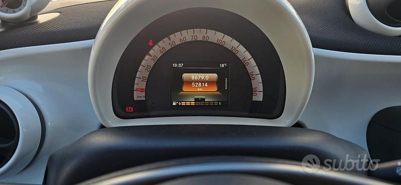 Usata Smart ForFour Passion 71 CV (52 kW) 2016 Bianco Utilitaria