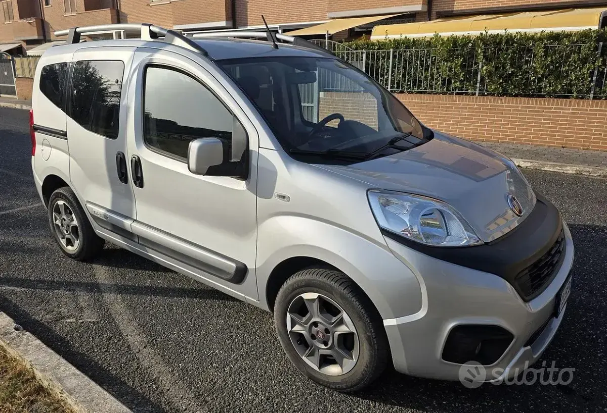 Usata Fiat Qubo Trekking 80 CV (58 kW) 2018 Grigio Monovolume